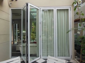 CỬA NHÔM XẾP NHIỀU CÁNH