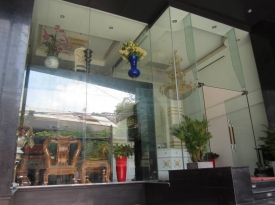TƯỜNG KÍNH KHỔ LỚN